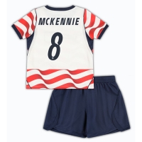 Camiseta Estados Unidos Weston McKennie #8 Primera Equipación Replica Mundial 2026 para niños mangas cortas (+ Pantalones cortos)